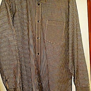 Like New Banana Republic Men's Shirt  Size XL